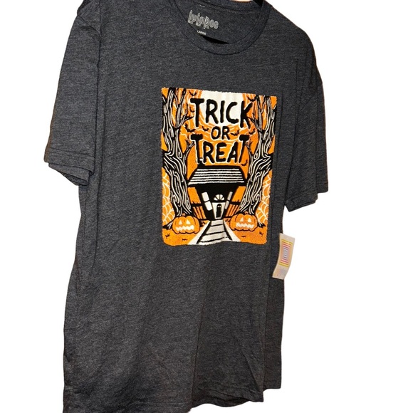 New LuLaRoe Rocker T Halloween Trick or Treat size large 12/14 glow in dark top - Picture 2 of 4
